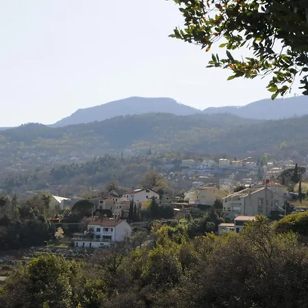 아파트 Kisic 3 Mit Herrlichem Meerblick *
